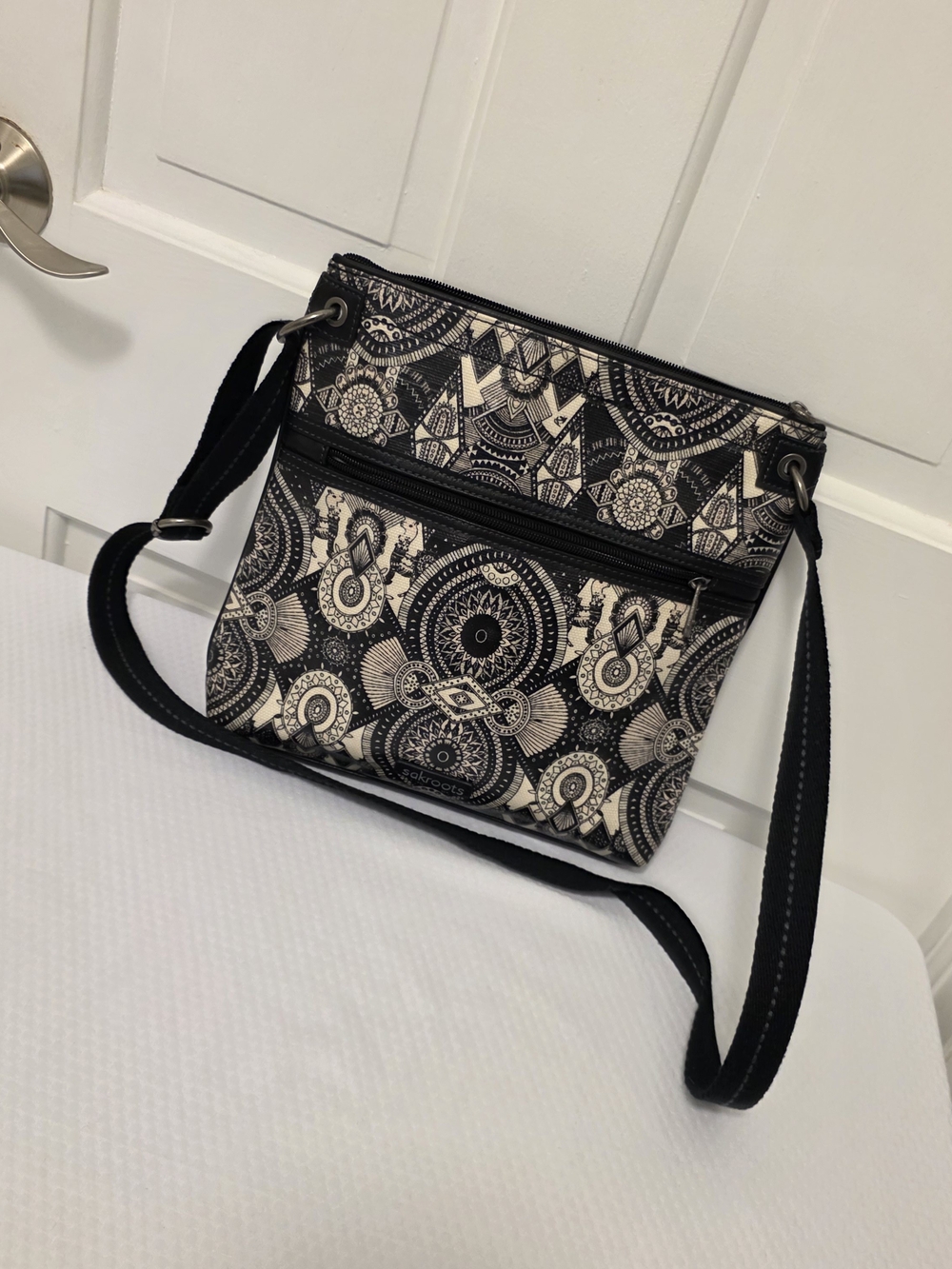 EC Sakroots Black & Cream Artist Circle Crossbody/Shoulder Bag Mandala Inspired